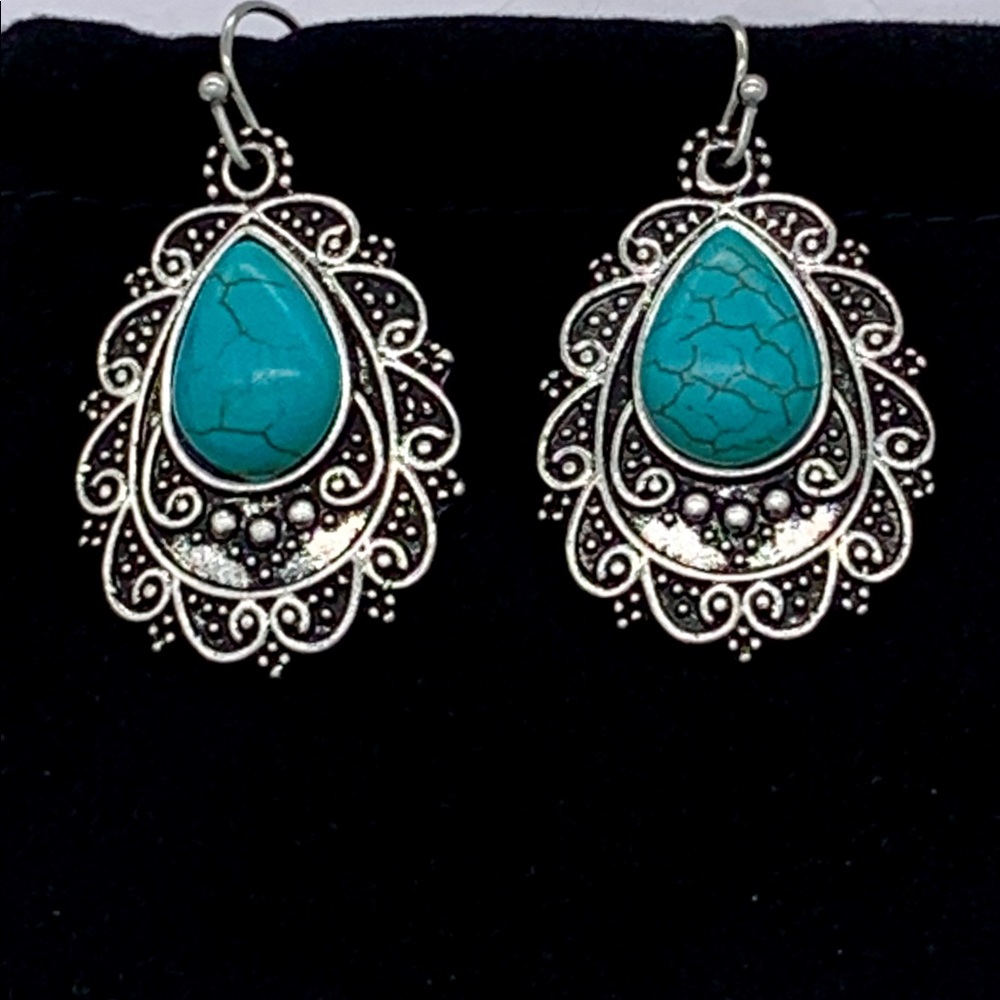 Fashion earrings